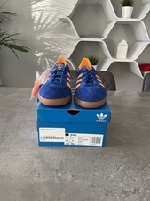 Adidas Wien size 9 