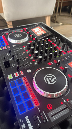 Numark 4 track dj - /,