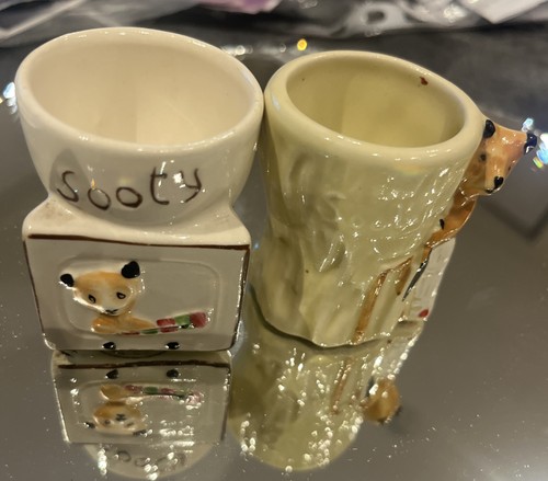 Vtg sooty egg cups - egg,