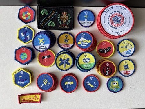 Cub scout badges mixed - cub,