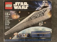 Lego Star Wars: (10221) UCS