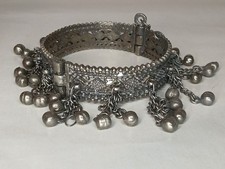 Vintage Antique Traditional