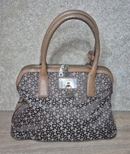 DKNY TOWN & COUNTRY CARAMEL