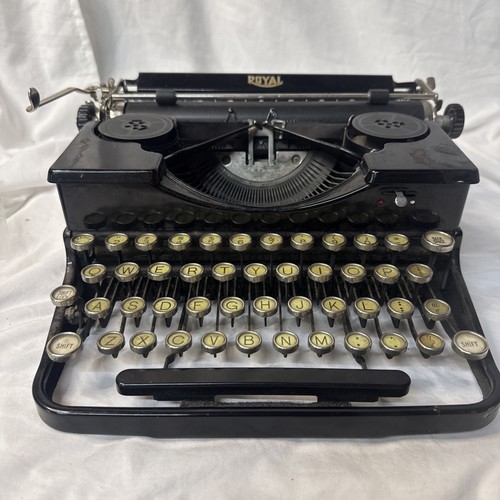 Vtg 1934 royal standard manual - 1934,