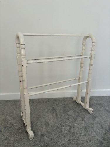 Vintage cream white wooden - vintage,