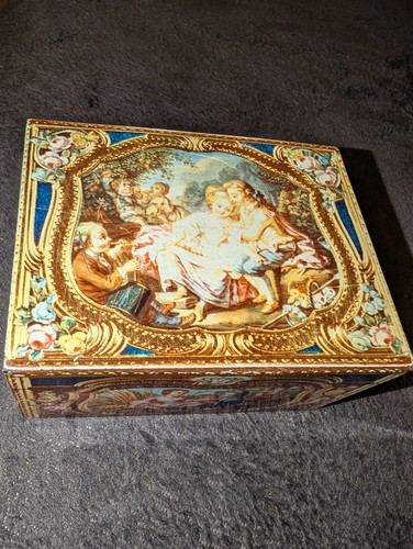 Vintage kemps biscuit tin - biscuit,