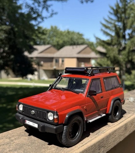 Otto ottomobile nissan - 1/18,