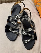 Audley sandals size 40