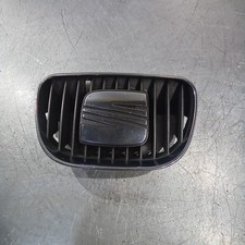 SEAT Leon Cupra R 2001-2006 Cupra R Specific SEAT Badge Logo Front Centre Grille