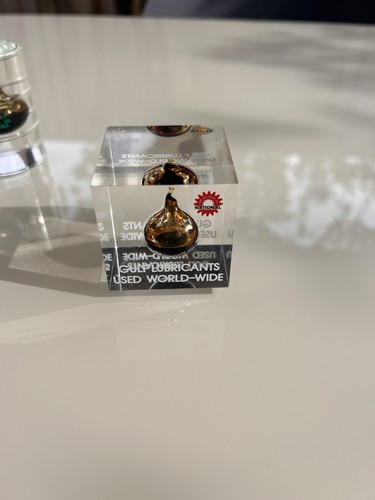Paper weights assorted - assorted, colors