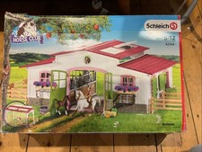 Schleich Horse Club Stable Playset 42344 + extra horses + Extra Parts