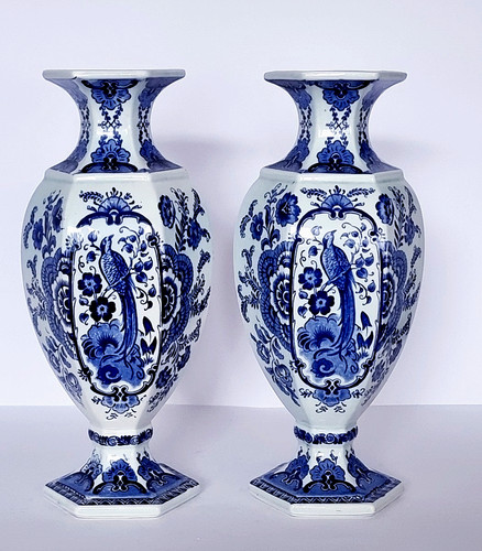 Delft blue white - &,