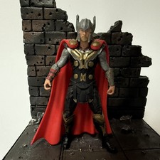 Marvel MCU Thor 3.75” Action Figure / Universe Legends Infinite