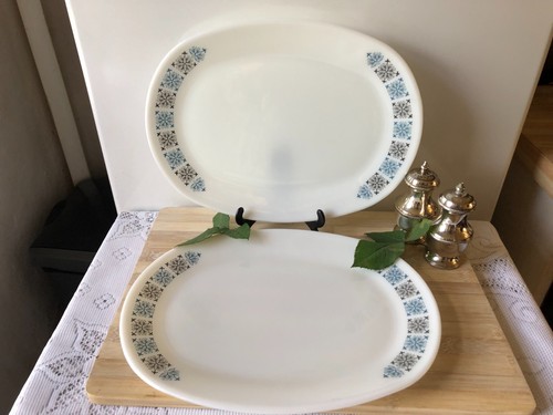 Pyrex jaj chelsea pattern - pyrex,
