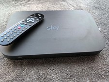 Sky Q Box ES340A-D8 1TB with