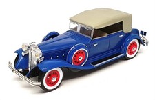National Motor Museum Mint 1/32 Scale 32116 - 1932 Chrysler Lebaron - Blue