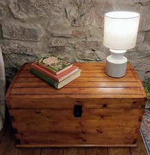 Vintage Dome Topped Pine