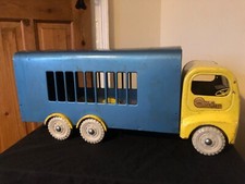 Original Vintage Triang Large 6 Wheel Circus Truck/lorry