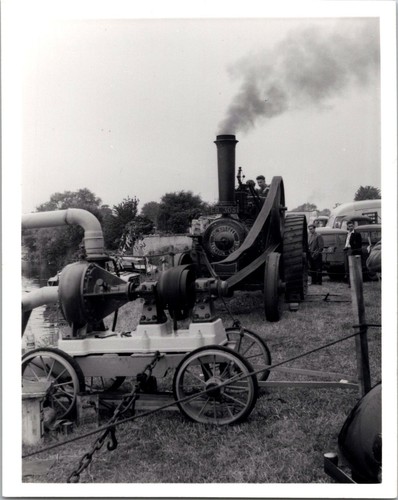 Old photo steam traction - photo,