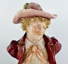 ANTIQUE GERMAN MAN IN HAT BUST