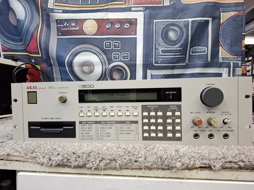 Akai s900 digital - akai,