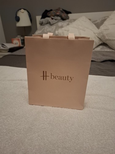 Small harrods beauty gift - harrods, bag