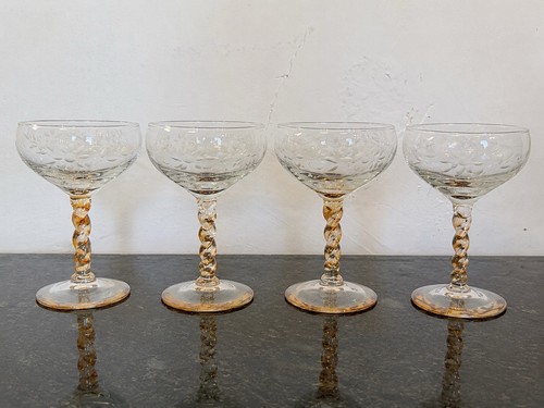 Vintage champagne coupes - champagne,