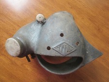 VINTAGE TITAN 60 CHAINSAW OIL