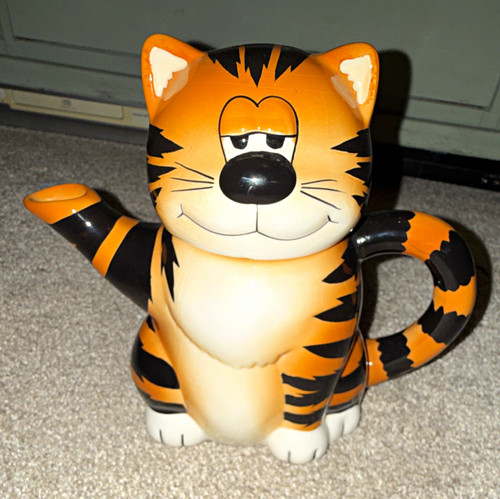 Garfield figural ceramic - garfield,