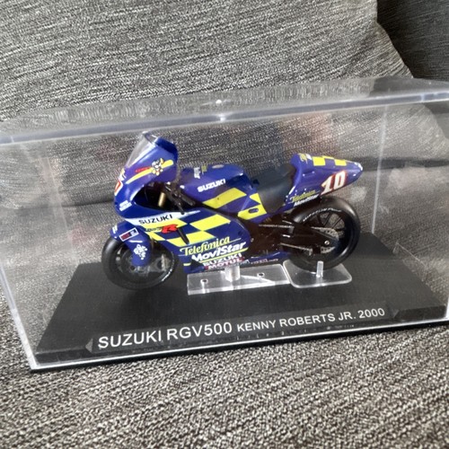 Suzuki rgv500 kenny roberts - rgv500, jr