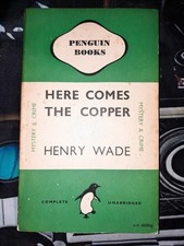 Vintage Penguin Crime : Here
