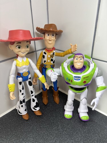 Toy story action figure bundle - toy,