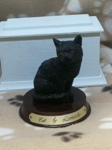 Vintage leonardo figure - vintage,