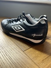 Umbro Speciali Black Football
