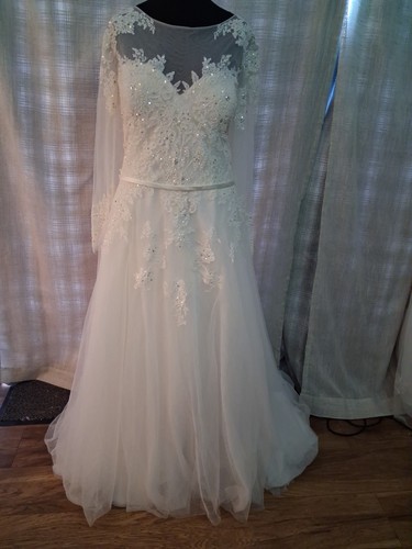 Wedding dress size ivory - dress,