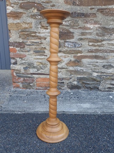 Vintage beech barley twist