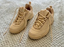 FILA DISRUPTOR II Womens Trainer Grey/LightCream Colour (size range 3-6.5) *NEW*