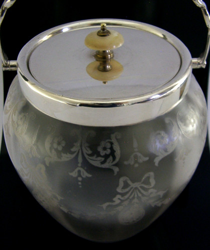 Antique superb silver plated - superb,