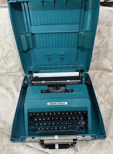 Vintage olivetti studio - studio, 45