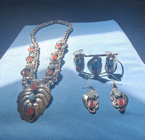 Small turquoise redcoral - small, turquoise/redcoral