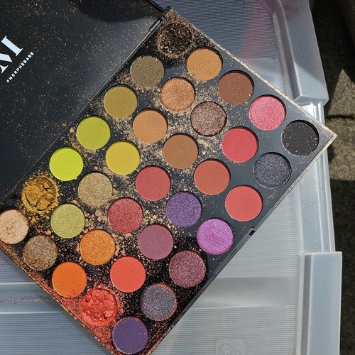 Morphe 35m colour - boss, mood