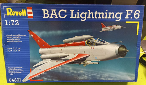 Revell 04301 72 - |, bac