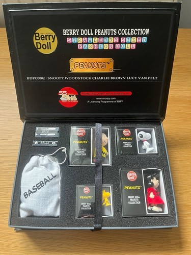 Peanuts collection snoopy - peanuts,