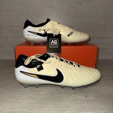 UK 8.5 - Nike Tiempo Legend 10