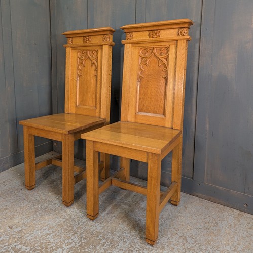 Pair pale solid oak - pale, gothic