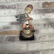 Depose 432 Italy Figurine