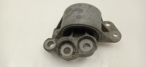 Engine support 122936 for - engine,