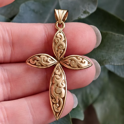 Solid 9ct gold cross - solid,