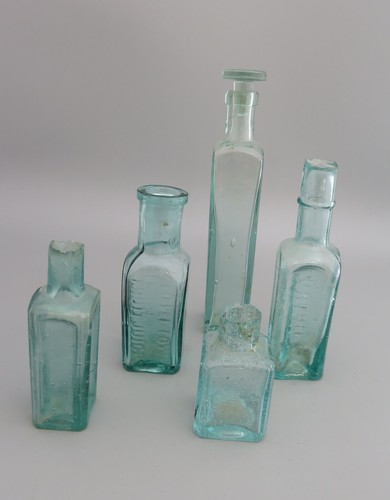 Small square aqua - small,