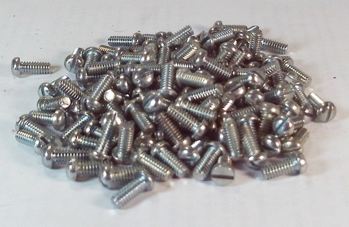 100 meccano 9mm - 9mm, slotted